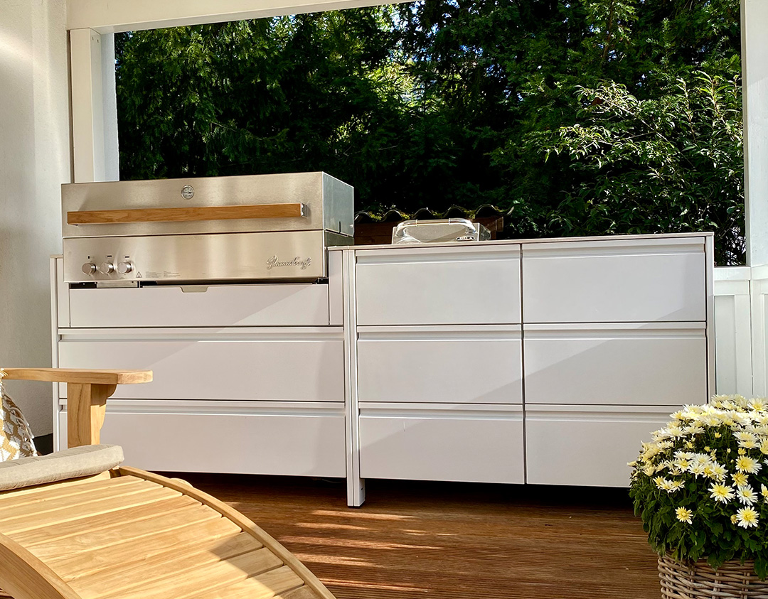 Outdoorküche von Belmento mit Flammkraft Grill