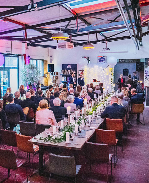 Hochzeit im Grillfachgeschäft